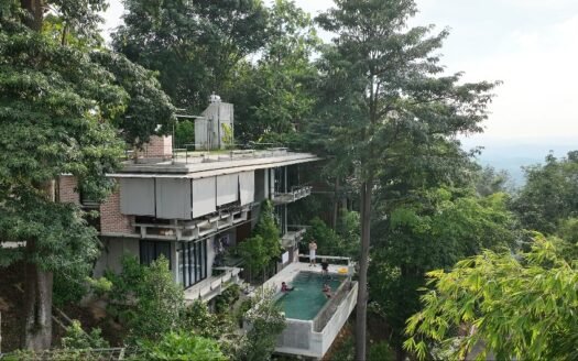 Tristania Villa KKB